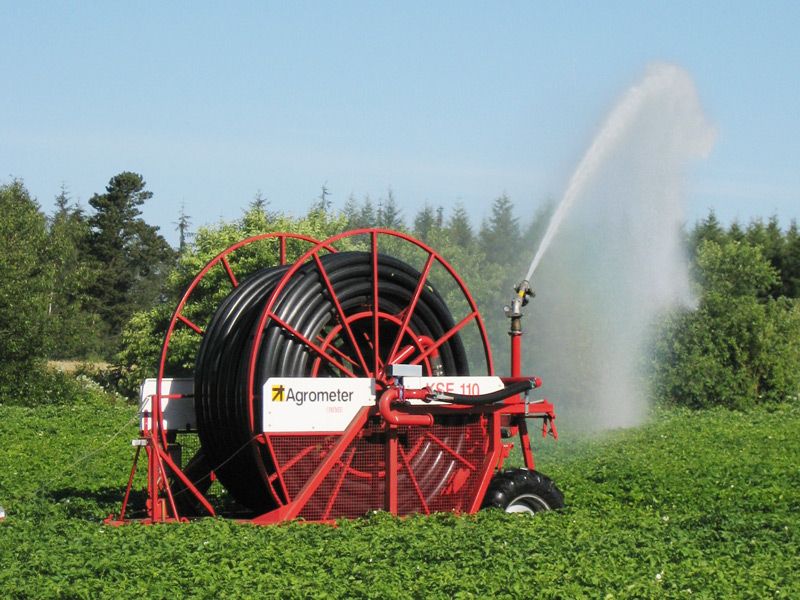 Irrigação por aspersão Irrigação por aspersão